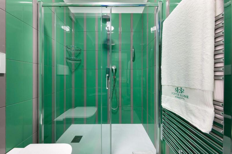 Suite Home Sorrento - image 11