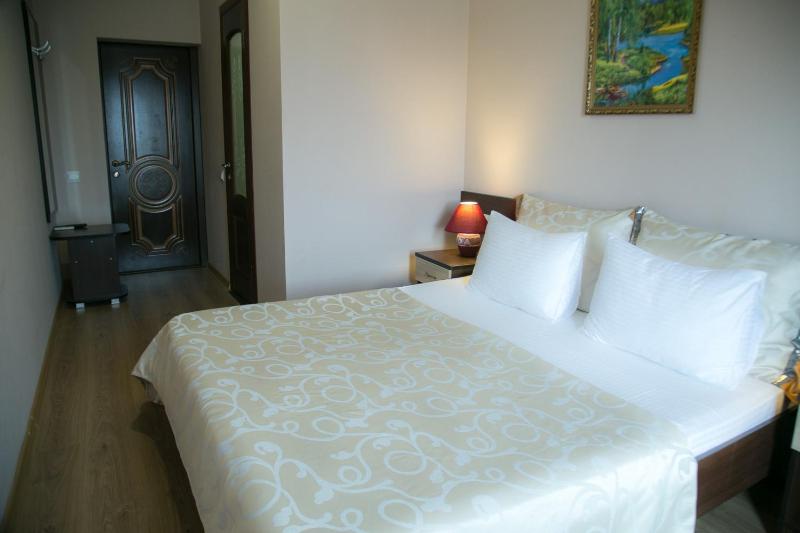 Standard Double Room image 2