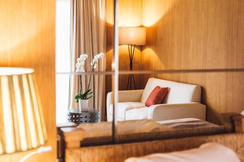 Superior Double or Twin Room image 4