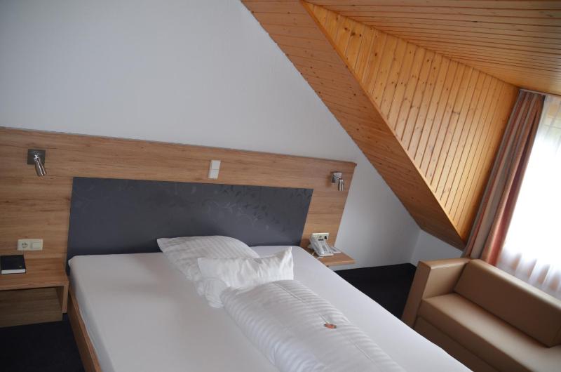 Single Room image 3