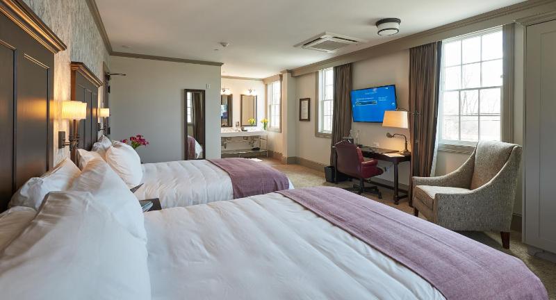 Superior Queen Room with Two Queen Beds image 1