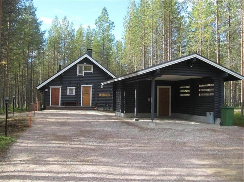 Two-Bedroom Cottage with Sauna image 1