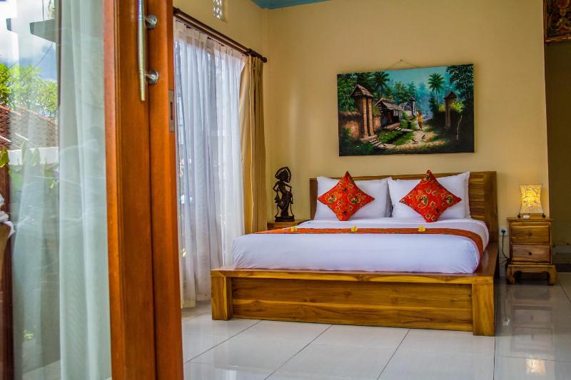 Kubu Loris Residence - image 12