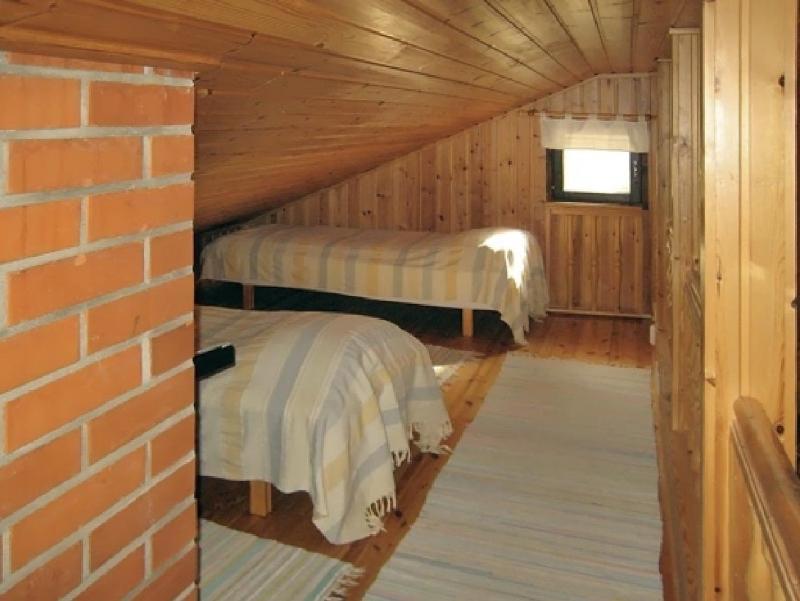 Two-Bedroom Cottage with Sauna image 3