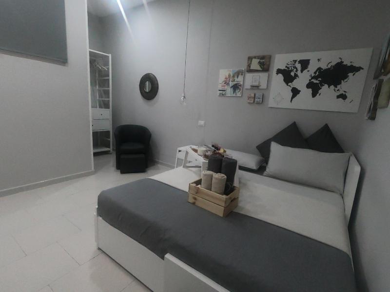 Budget Room with Private External Bathroom image 3