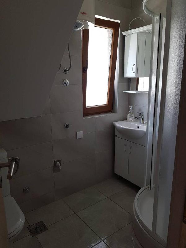 One-Bedroom Apartment image 3