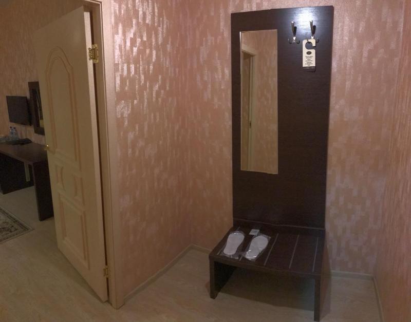 Deluxe Double Room with Bath image 2