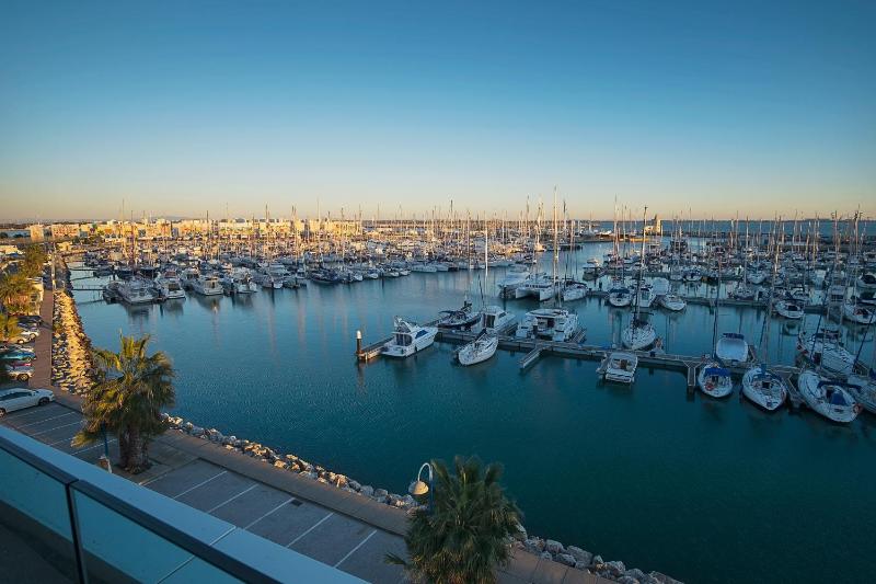 Two-Bedroom Apartment (2-4 Adults) image 4