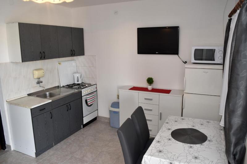 Apartments Oresic - image 7