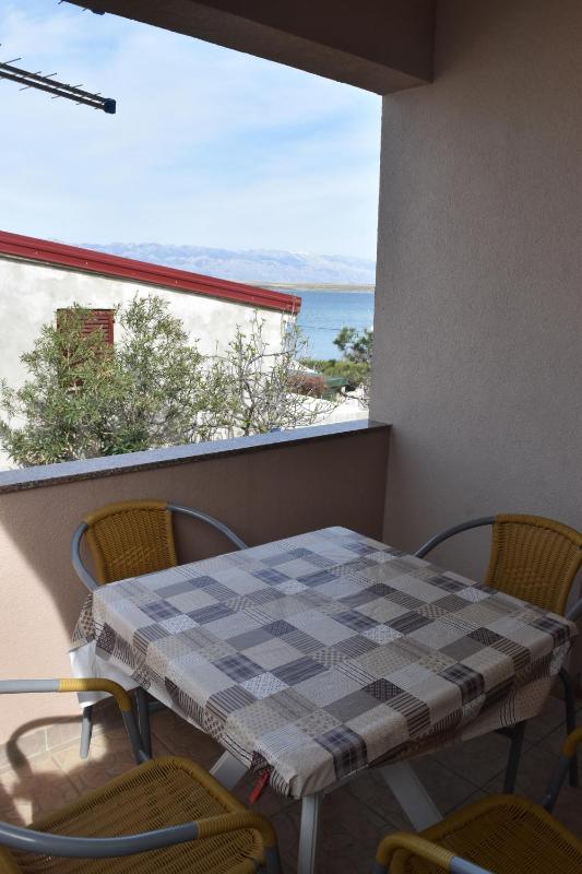 Apartments Oresic - image 2