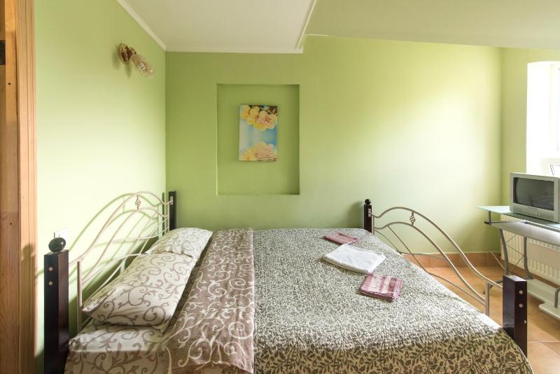 Comfort Triple Room image 4