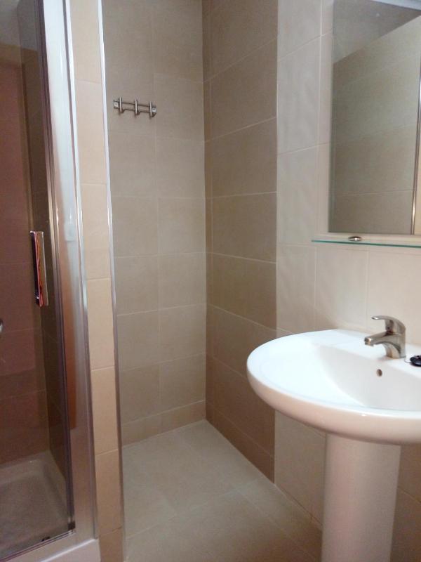 Hotel Iris - image 12