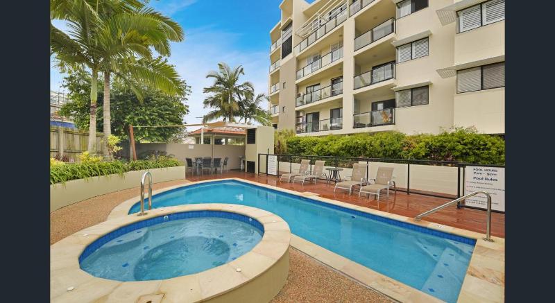 Mariners Resort Kings Beach - image 29
