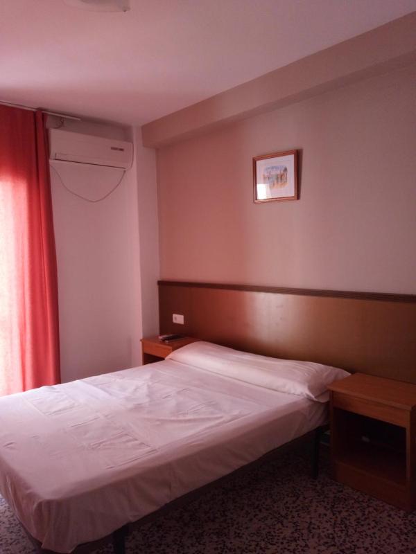 Hotel Iris - image 23