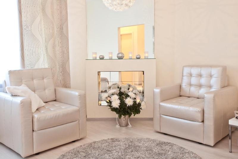 Double Room with Garden View image 1