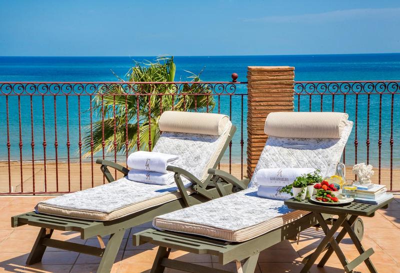 Junior Suite with Sea View image 4