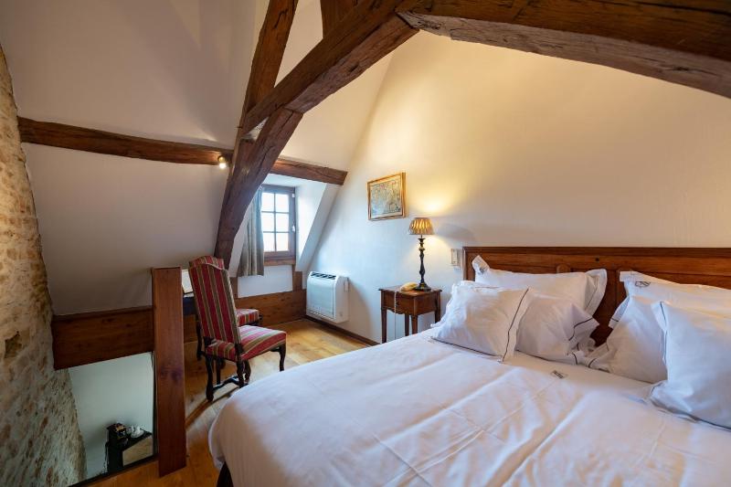 Deluxe Double Room image 1