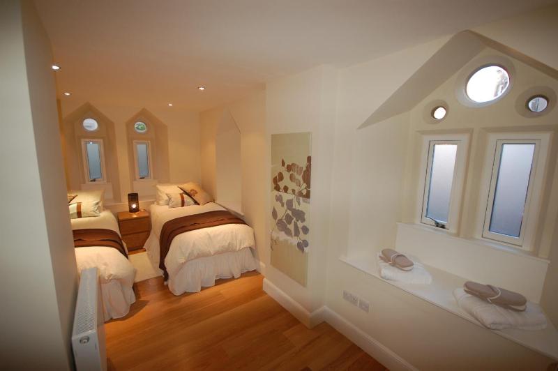 Two-Bedroom Apartment image 3