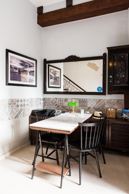 Harismari Cozy Hotel - image 32