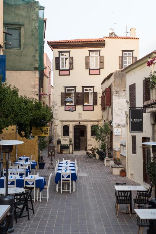 Harismari Cozy Hotel - image 44
