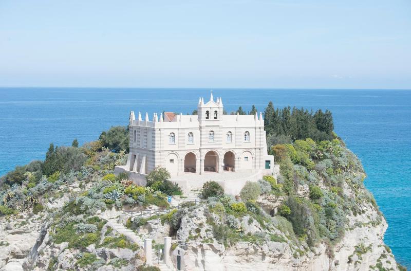 B&B Sunlight Tropea - image 40