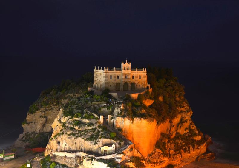 B&B Sunlight Tropea - image 26
