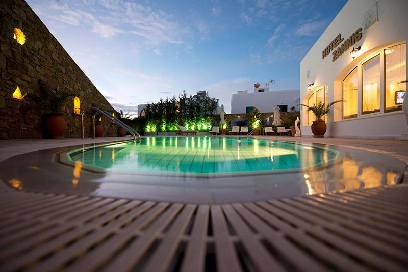 Zannis Hotel - image 9