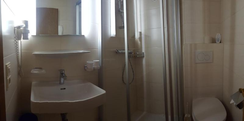 Double Room image 2