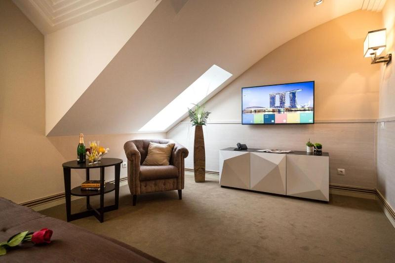 Suite image 3