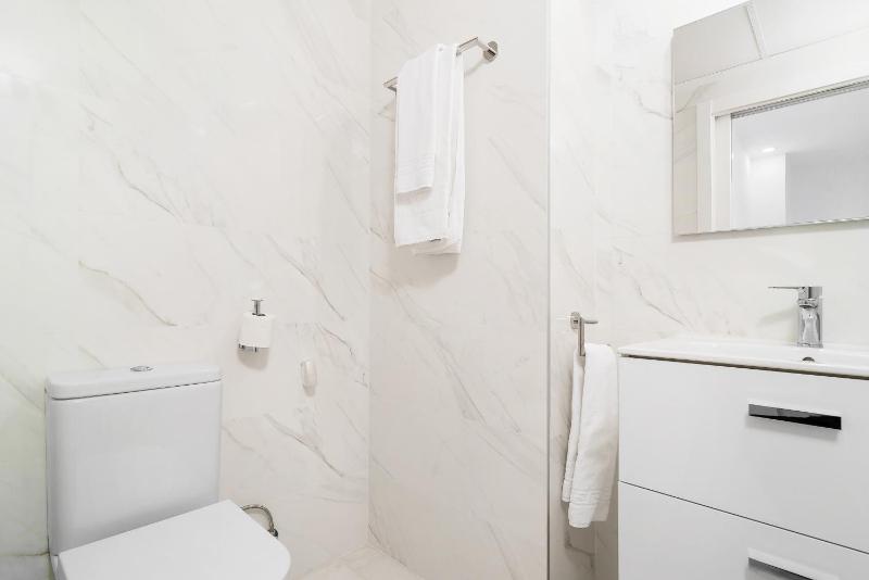 Superior Apartment image 3