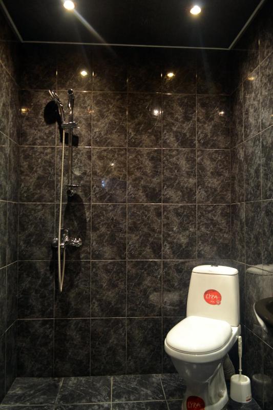 Standard Double Room with Shared Bathroom image 2