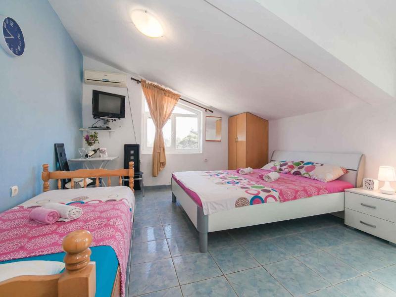 Comfort Studio with Terrace image 1