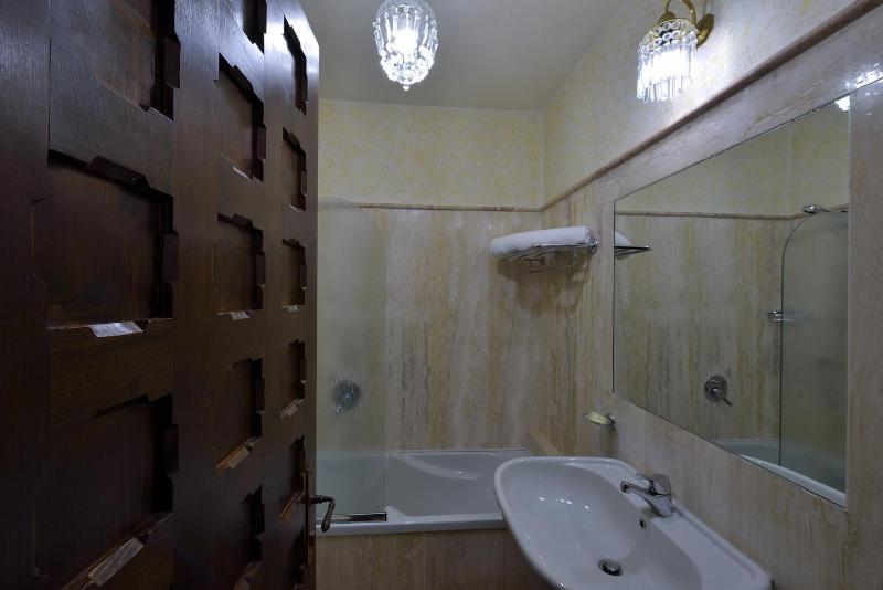 Apartment image 2