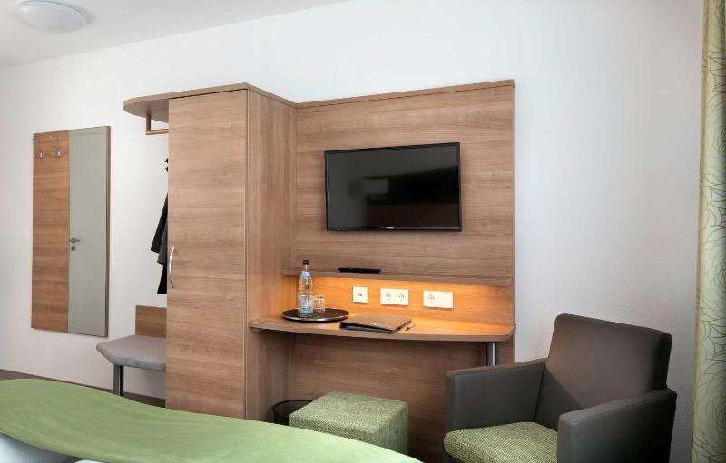 Double Room image 1