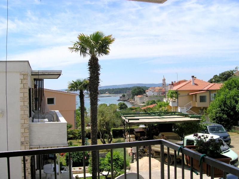 Apartment with Terrace image 2