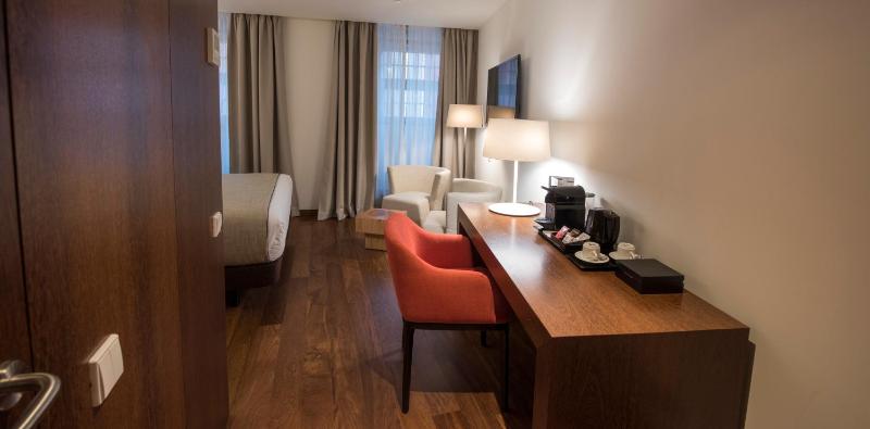 Junior Suite image 2