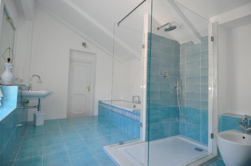 Two-Bedroom House image 3