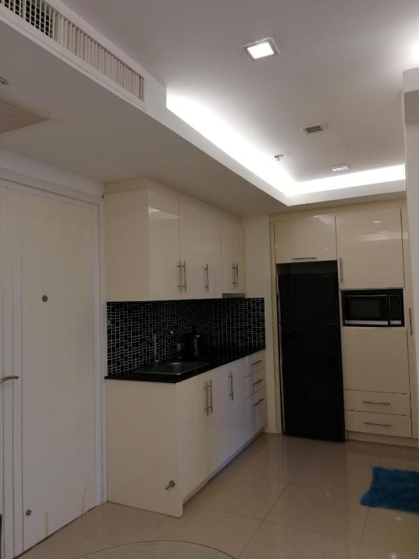 Cosy Beach View Apartments - image 11