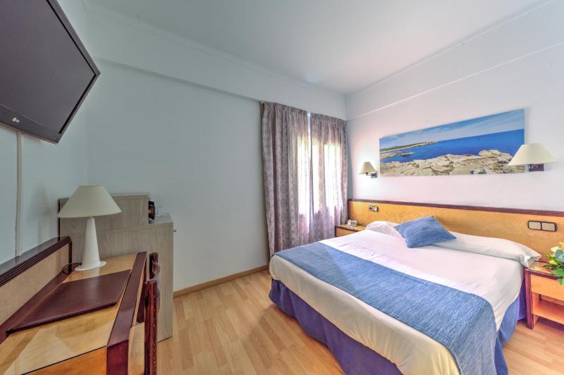 Single Room image 4