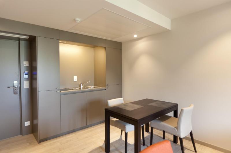 Apartment image 2