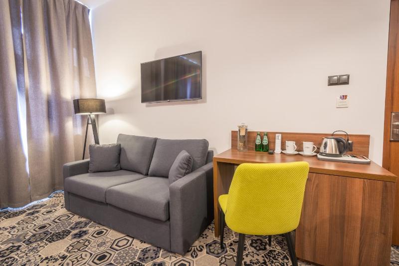 Standard Apartment image 2