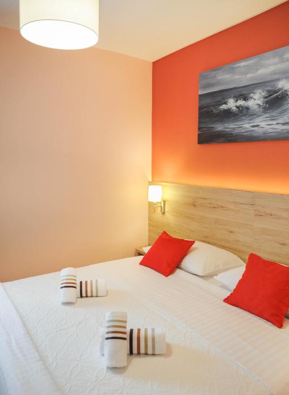 Superior Apartment image 2