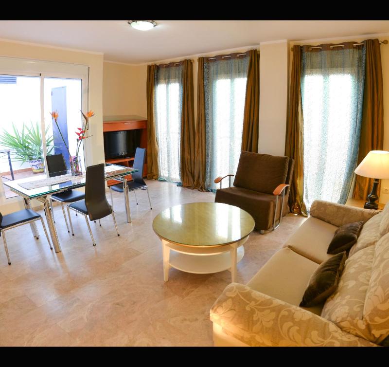 Apartamentos Sevilla - image 6
