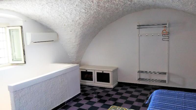 Sea Breeze House - image 37