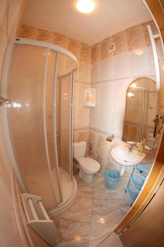 Single Room image 2