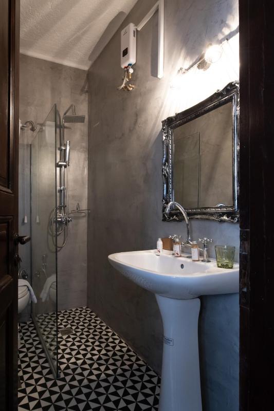 Maltese Suite with Sea View image 4