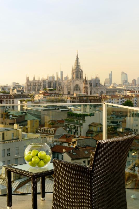 Executive Suite with Duomo View image 1