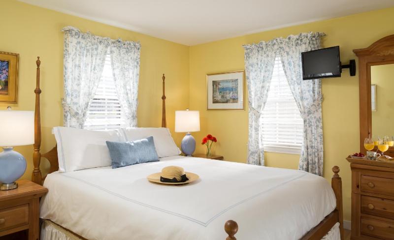 Petite Queen Room - Guest House image 1