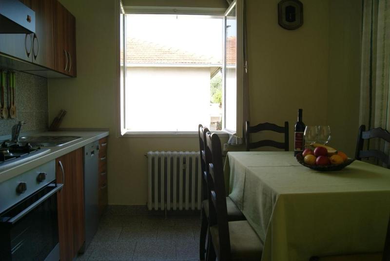 One-Bedroom Apartment with Terrace and Sea View image 2