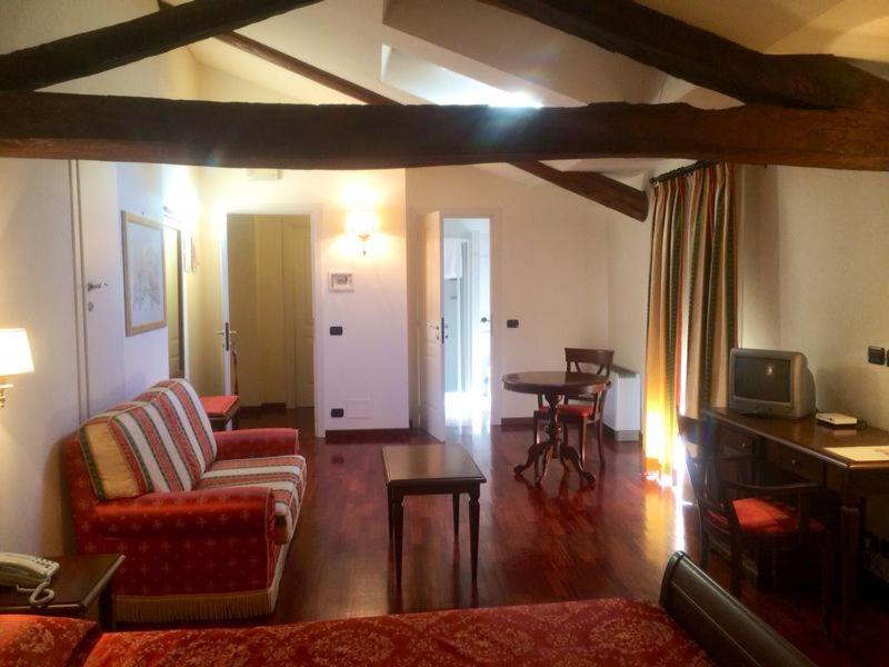 Triple Room image 4